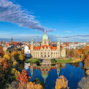 Panoramablick auf Hannover und das Neue Rathaus.