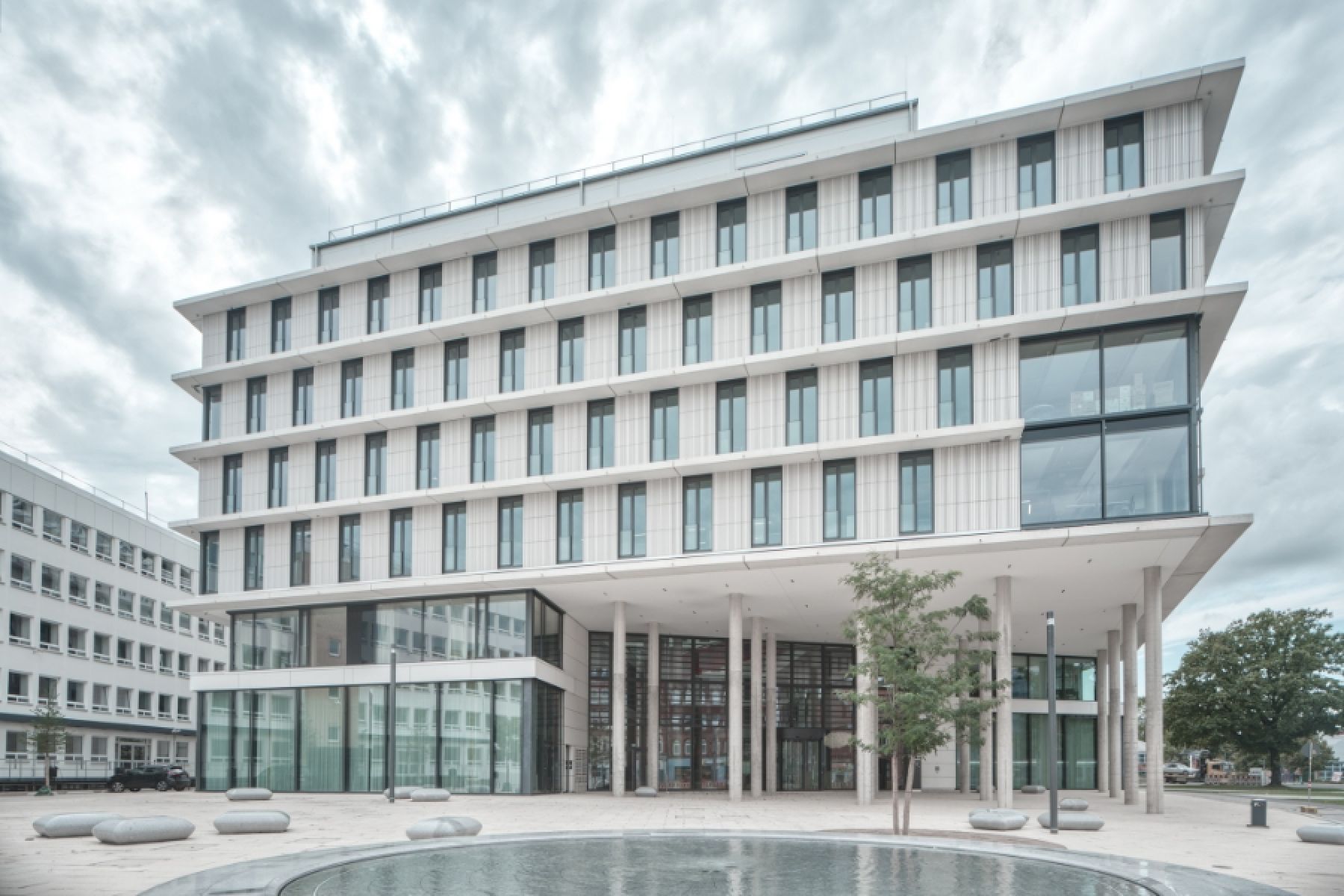 Außenansicht der neuen enercity-Konzernzentrale – Norddeutschlands größtes Passivhaus.  