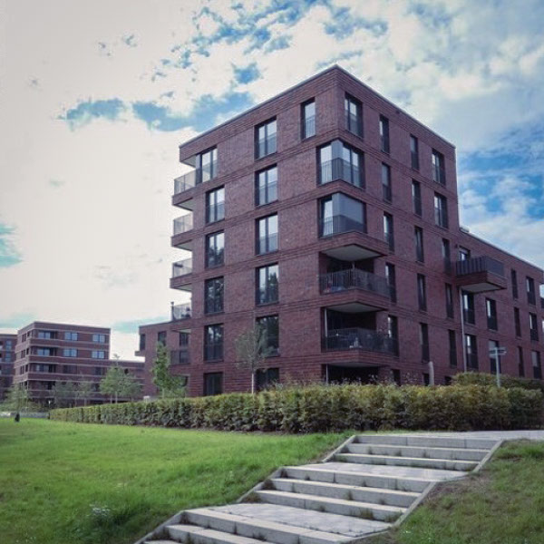Mehrfamilienhäuser im Wohnquartier Wasserstadt Limmer in Hannover.  